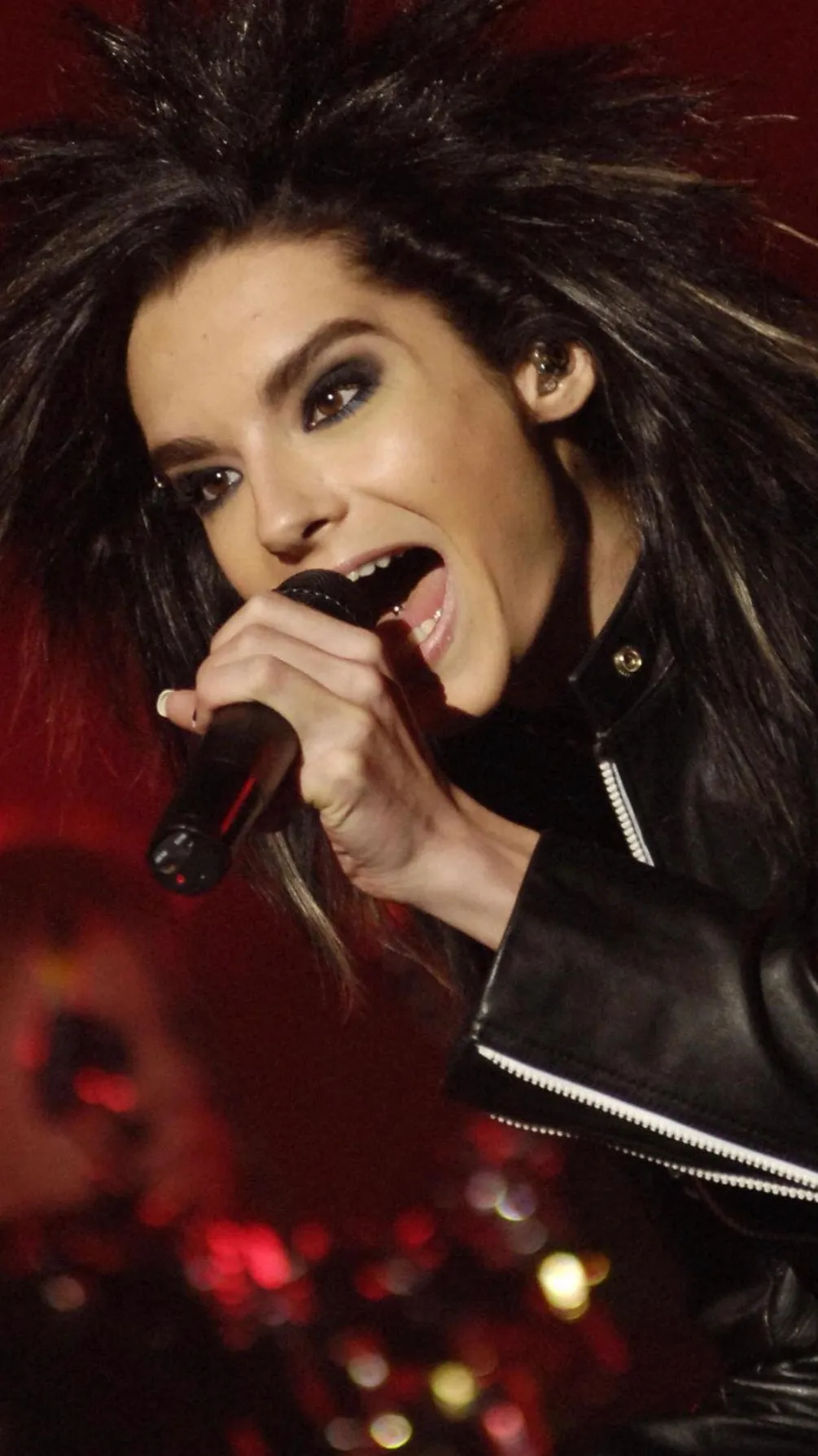 ai character: Bill kaulitz background