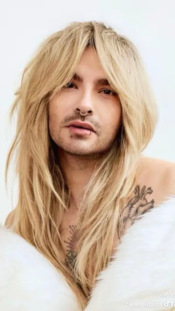 ai character: *!Bill kaulitz!* background