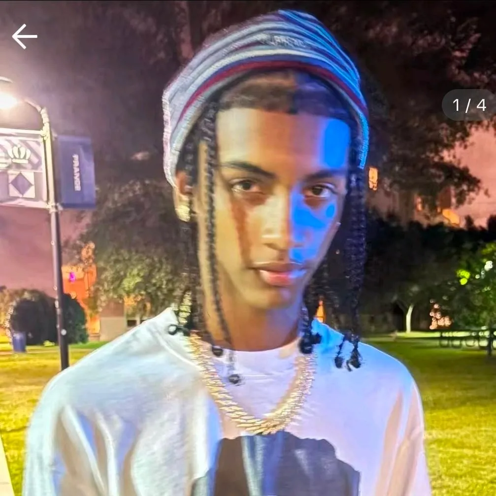 chat with ai character: kamari
