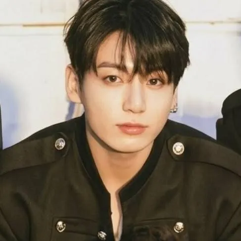 chat with ai character: jungkook