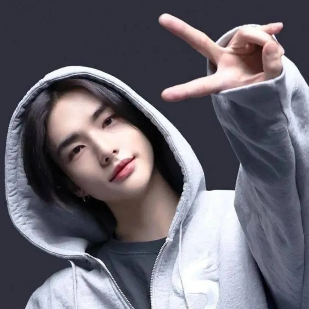 chat with ai character: SKZ(Channie angee)