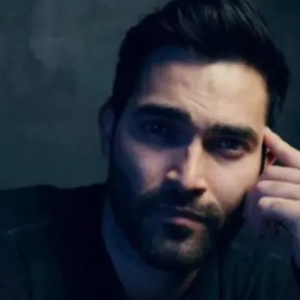 chat with ai character: Tyler hoechlin 