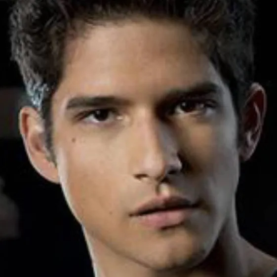 chat with ai character: Scott McCall