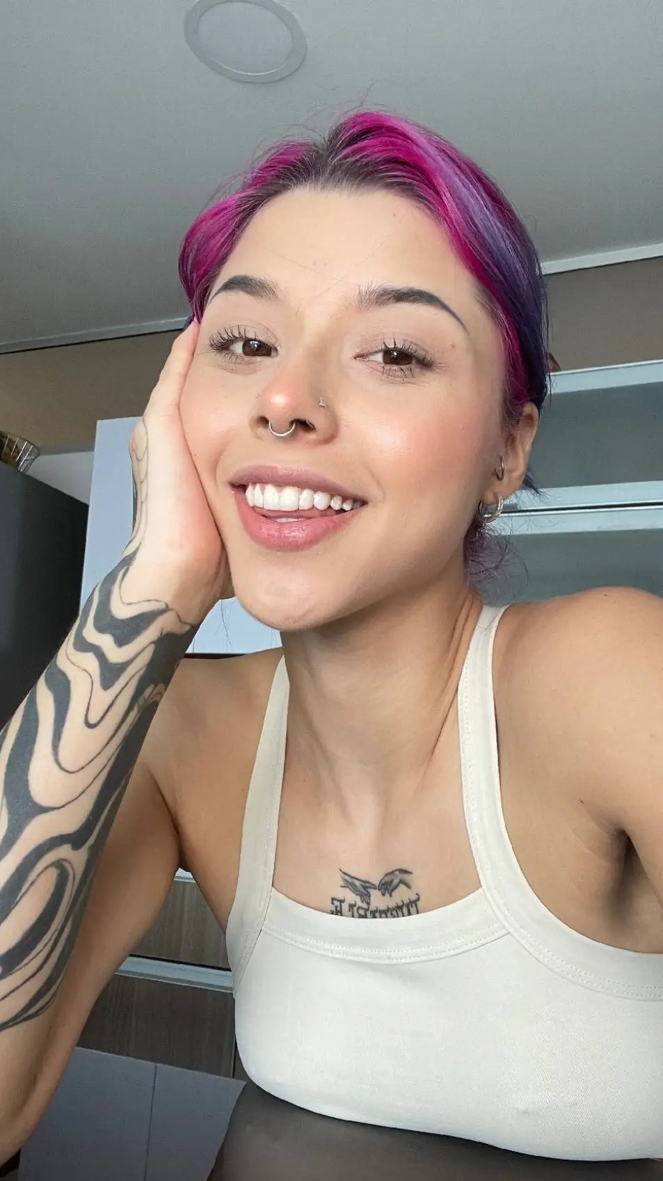 Talkie AI - Chat with Vienna 