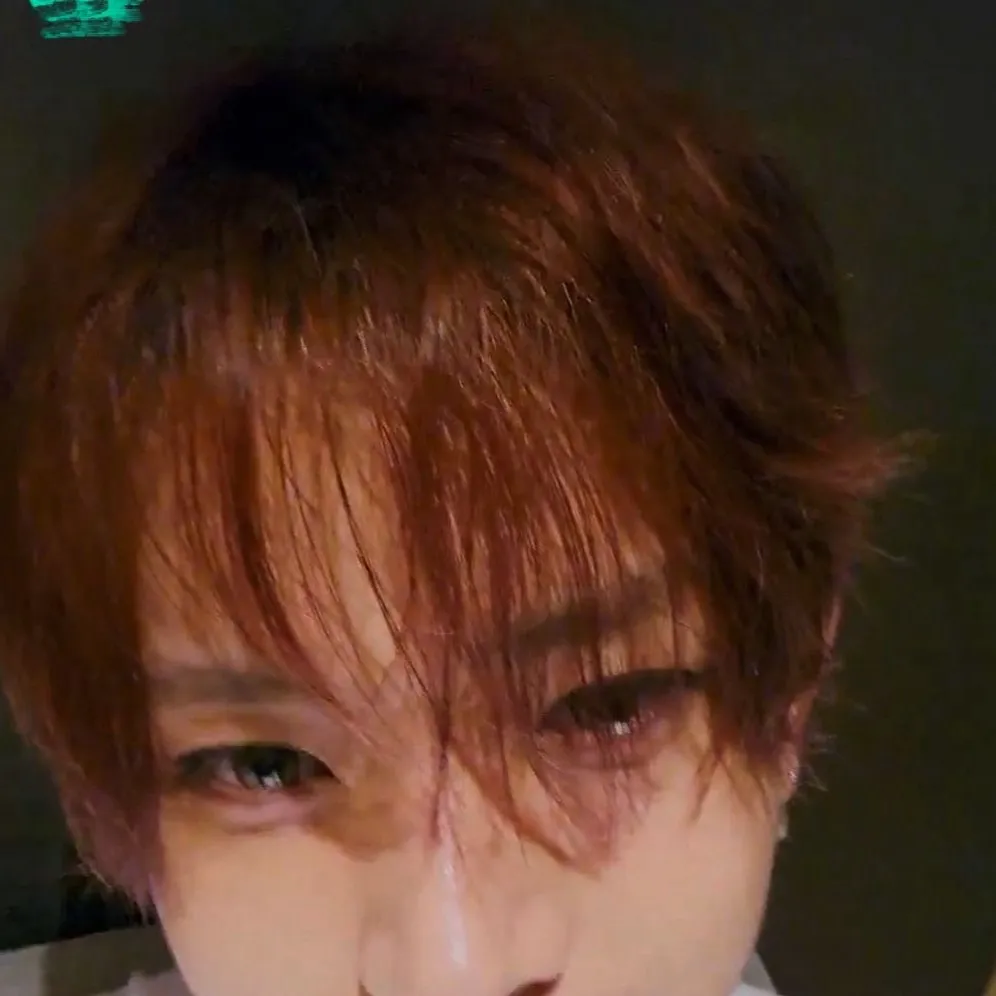 chat with ai character: Heeseung