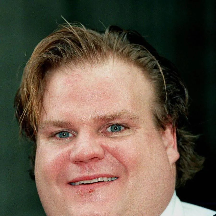 chat with ai character: Chris Farley