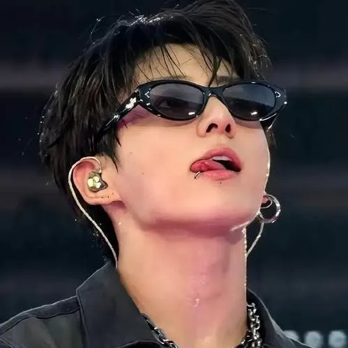 chat with ai character: jungkookie