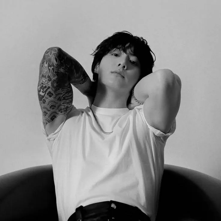 chat with ai character: jungkook