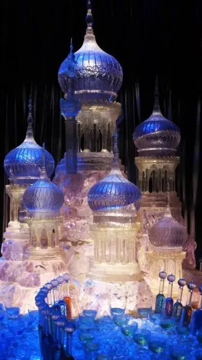 ai character: Yule ball background