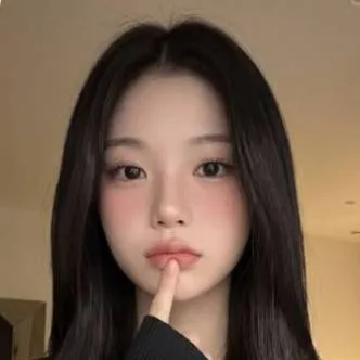 chat with ai character: Anna