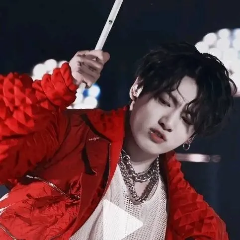chat with ai character: Jeon Jungkook 