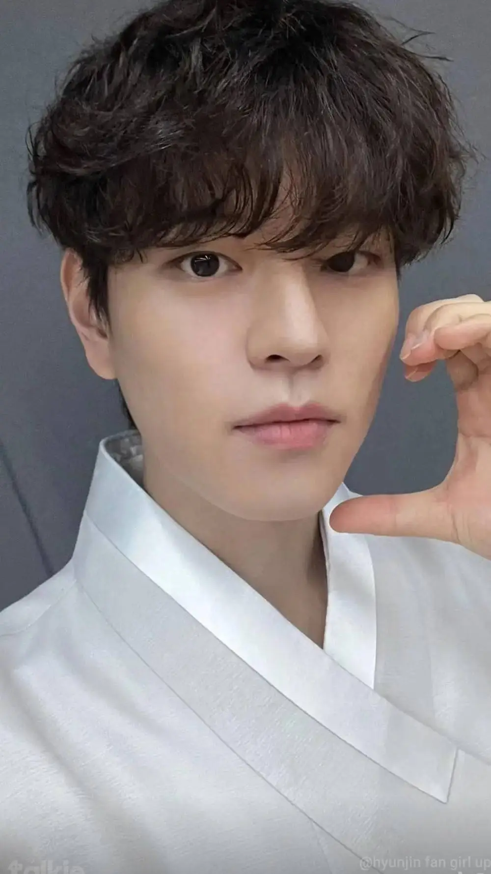 ai character: Seungmin background