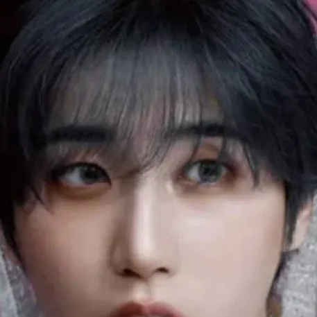 chat with ai character: Han jisung