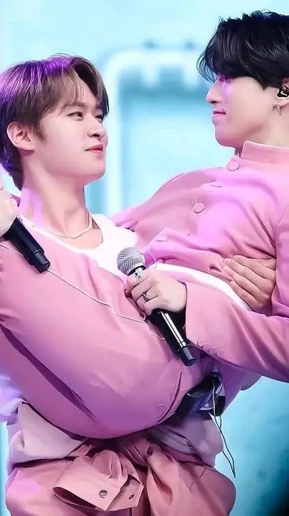 ai character: 🍼HAN AND MINHO🍼 background