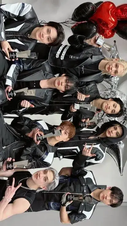 Talkie AI - Chat with STRAY KIDS
