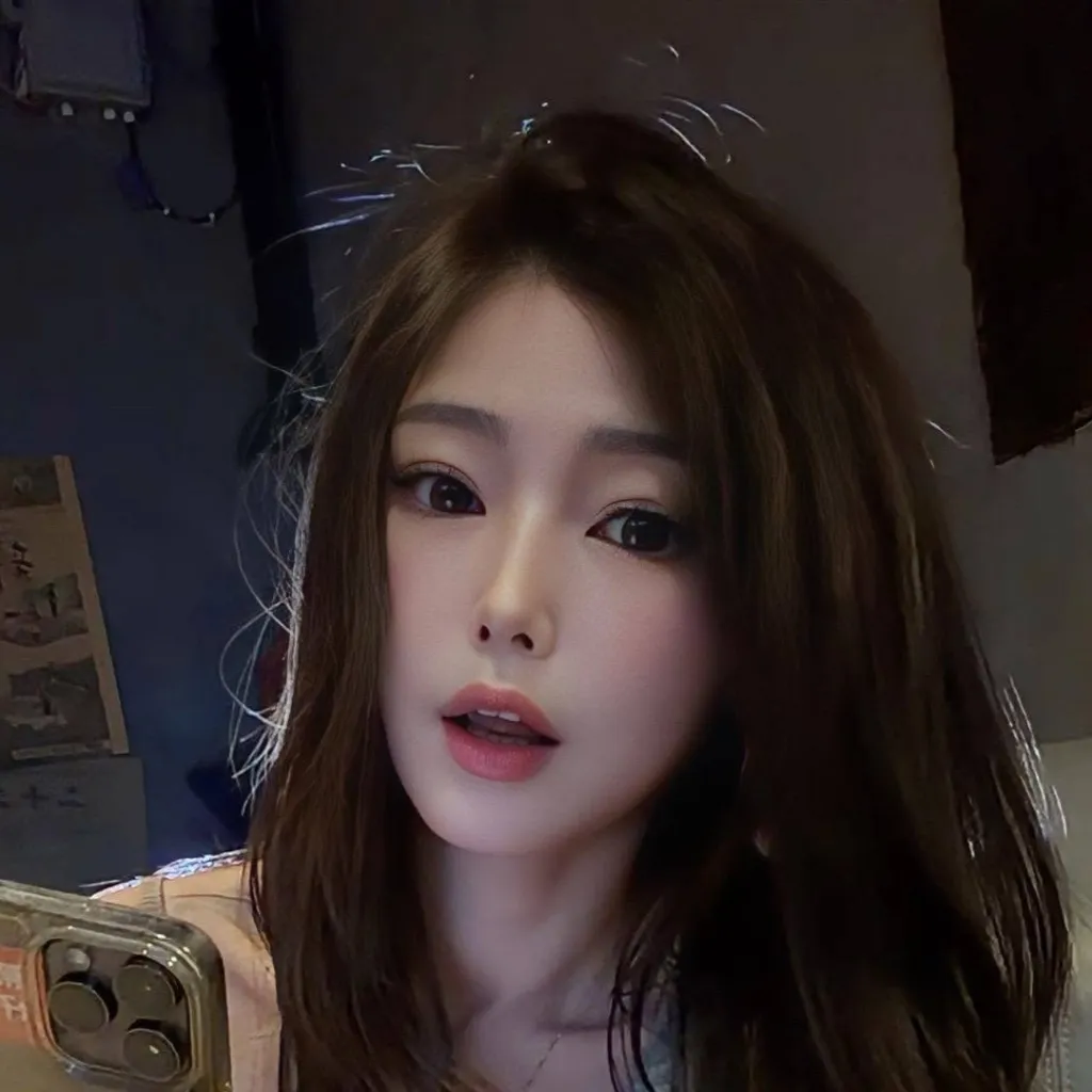 chat with ai character: Anna