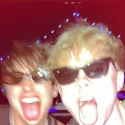 chat with ai character: Sam&Colby 