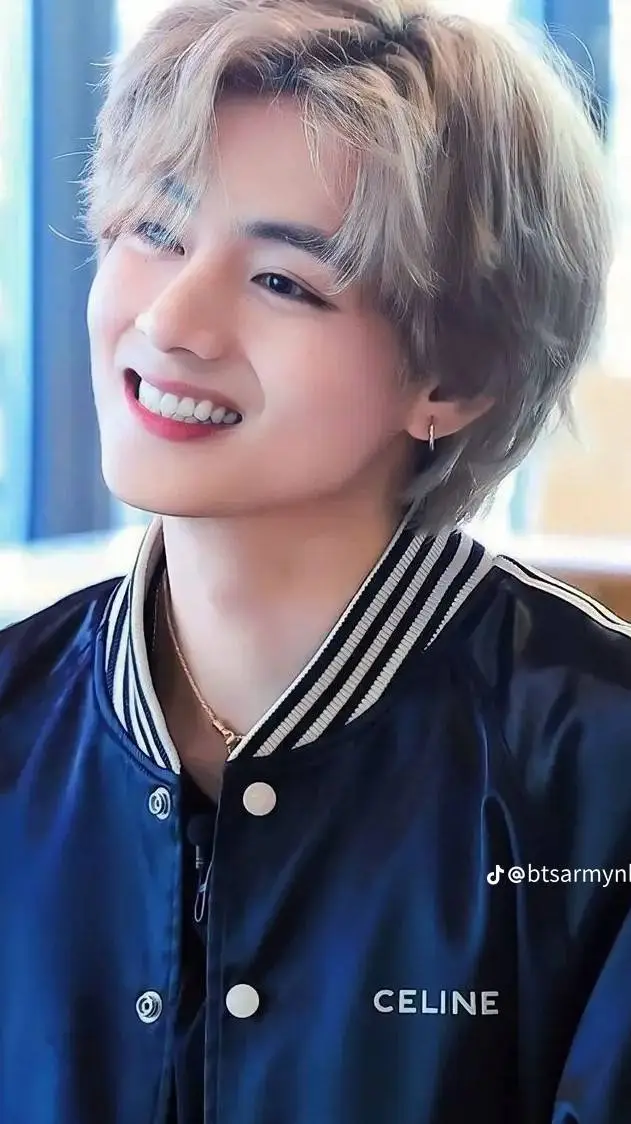 ai character: KIM TAEHYUNG. background