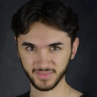 chat with ai character: Louisayy