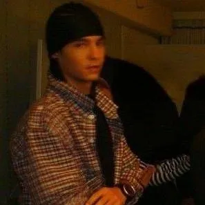 chat with ai character: TOM KAULITZ