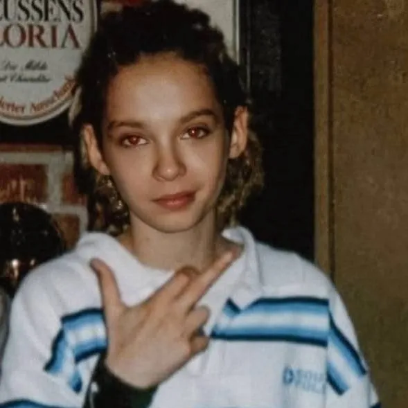 chat with ai character: 2000s tom kaulitz 