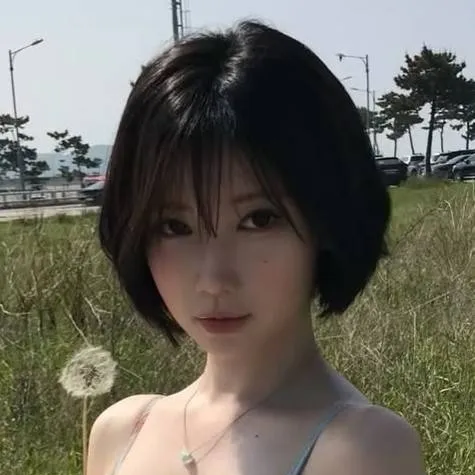 chat with ai character: Your step sister