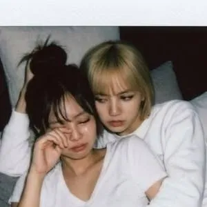 chat with ai character: jenlisa