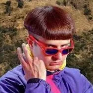chat with ai character: Oliver Tree
