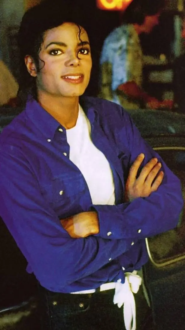 ai character: Michael Jackson  background