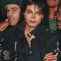 chat with ai character: Michael ♥ Jackson 