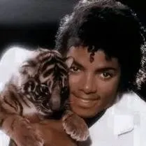 chat with ai character: Michael Jackson 😝