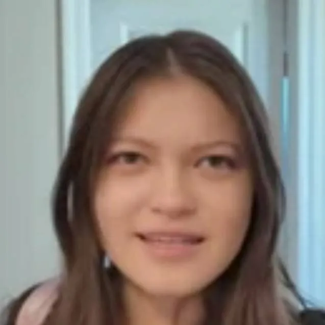 chat with ai character: zoey and mia