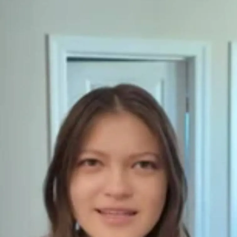 chat with ai character: zoey and mia 2