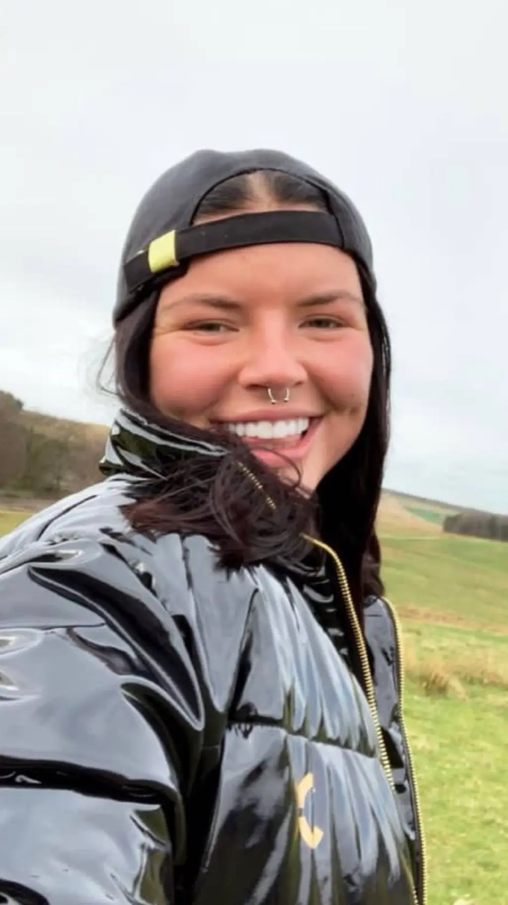 ai character: Amanda background