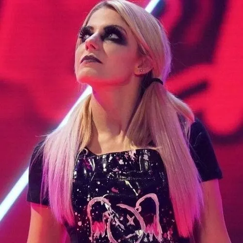 chat with ai character: Alexa bliss 