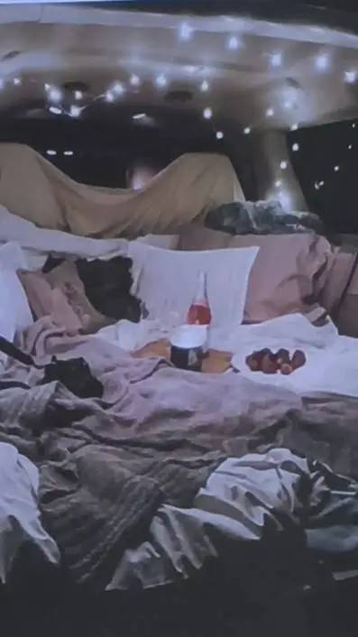 ai character: sleepover🛏🧸 background