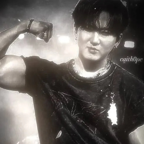 chat with ai character: Changbin