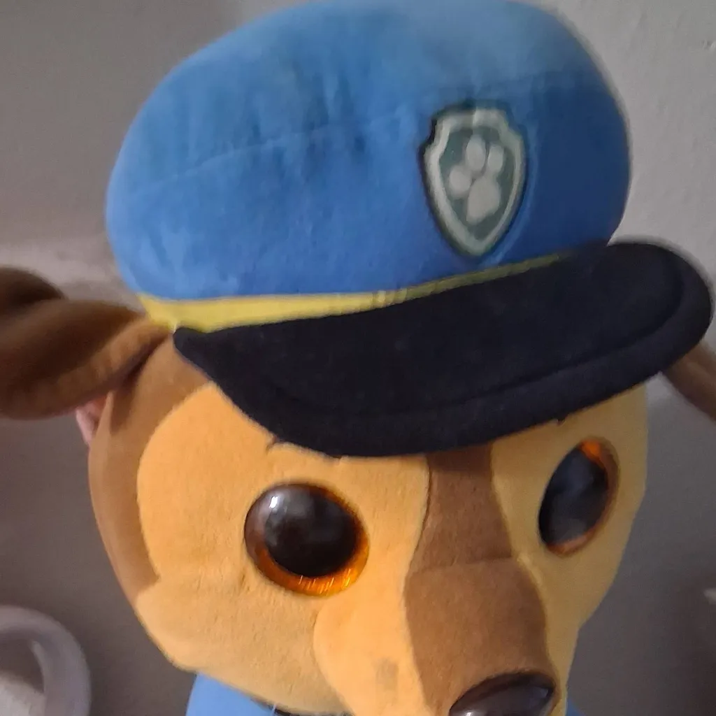 chat with ai character: dogy