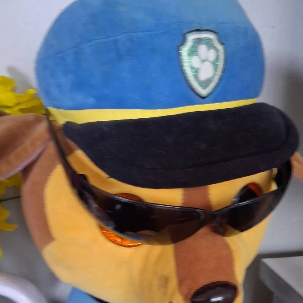 chat with ai character: dogy v2