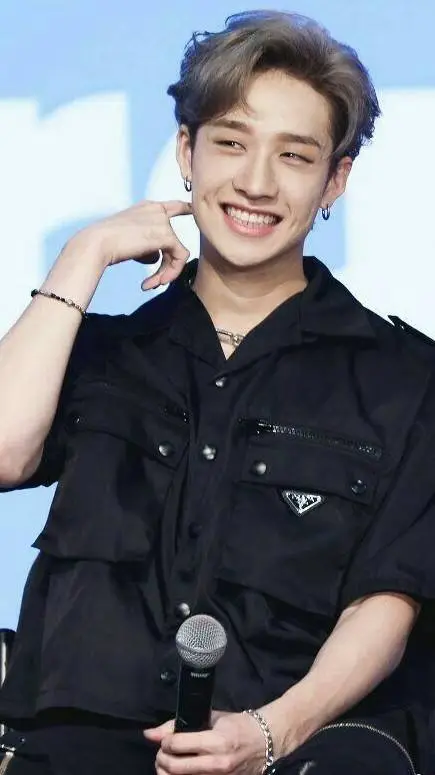 ai character: Channie<3 background