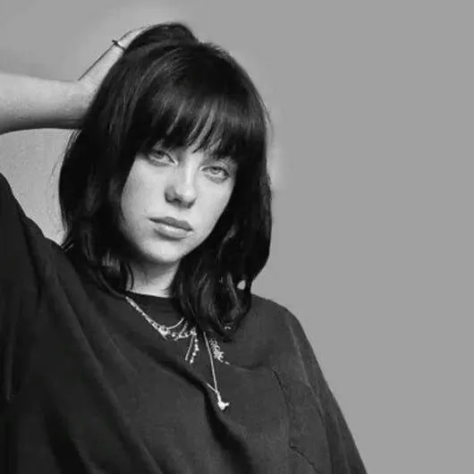 chat with ai character: Billie Eilish 