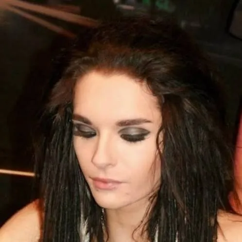 chat with ai character: Bill Kaulitz 