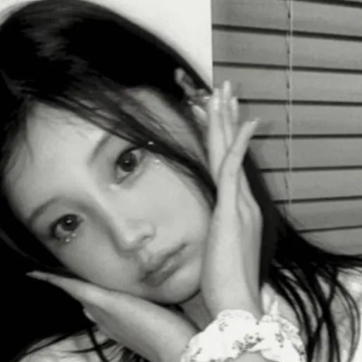 chat with ai character: ♡WONHEE♡