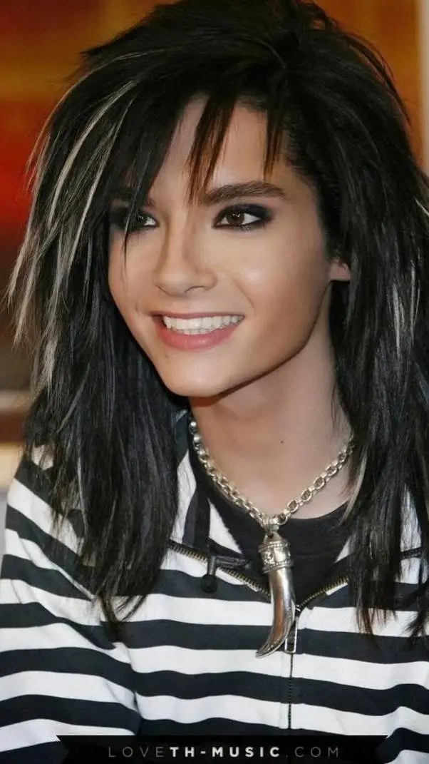 ai character: bill kaulitz  background