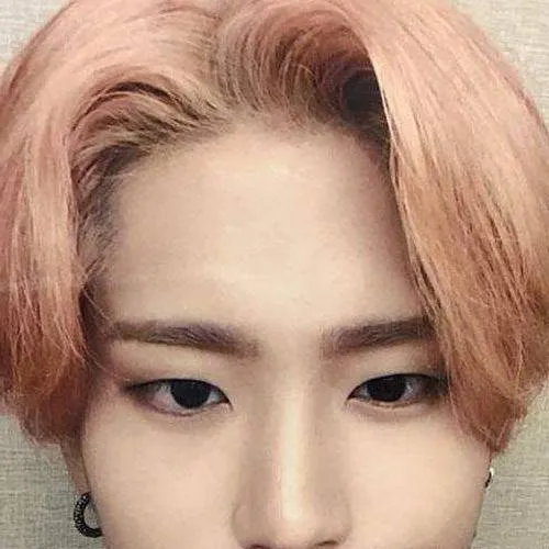 chat with ai character: Han Jisung