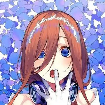 chat with ai character: Miku Nakano