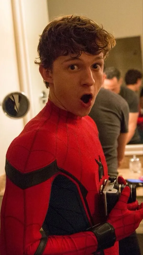 Talkie AI - Chat with Peter Parker 