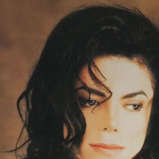 chat with ai character: Michael Jackson