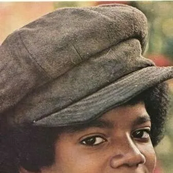 chat with ai character: Michael Jackson