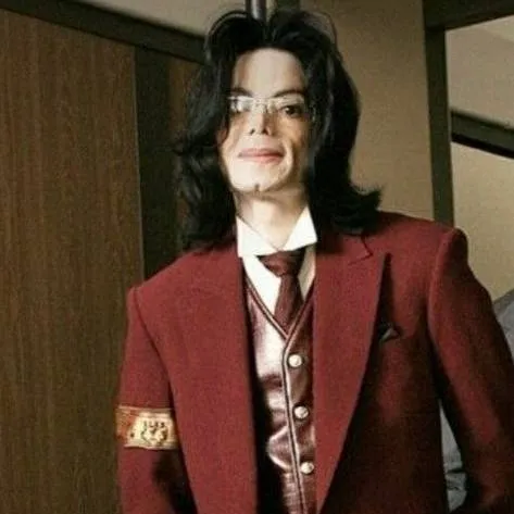 chat with ai character: Michael Jackson 